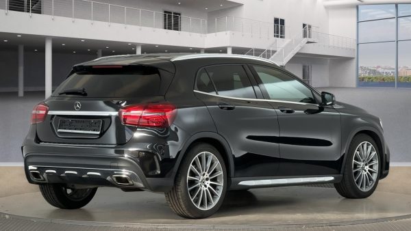 2019 Mercedes-Benz Gla 250 4MATIC 7G-DCT - Image 5