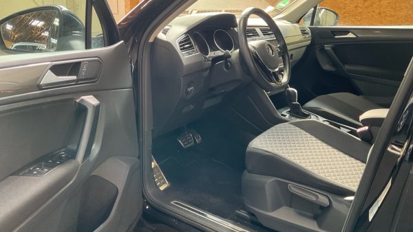 2018 Volkswagen Tiguan 2.0 TDI SCR DSG - Image 11