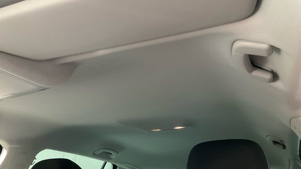 2018 Volkswagen Tiguan 2.0 TDI SCR DSG - Image 13