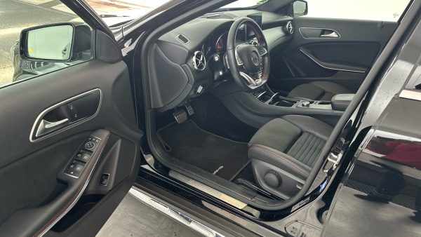 2019 Mercedes-Benz Gla 250 4MATIC 7G-DCT - Image 8