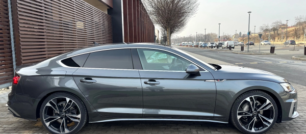 2022 Audi A5 Sportback 40 TDI quattro S tronic S line Business - Image 10