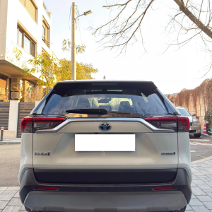 2022 Toyota RAV4 2.5 Hybrid VVT-iE 4×4 Exclusive - Image 9