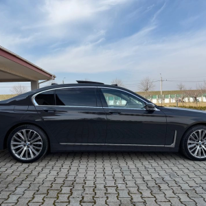 2019 BMW 745Le xDrive AT PHEV - Image 12