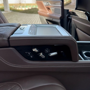 2019 BMW 745Le xDrive AT PHEV - Image 9