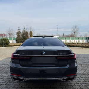2019 BMW 745Le xDrive AT PHEV - Image 16