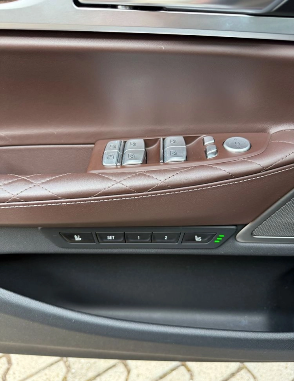 2019 BMW 745Le xDrive AT PHEV - Image 19
