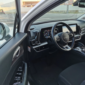 2022 Kia Sportage Hybrid - Image 12