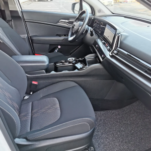 2022 Kia Sportage Hybrid - Image 4